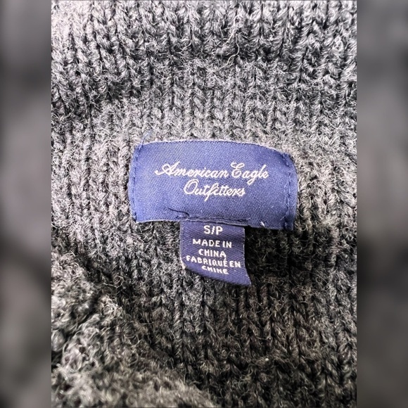 American Eagle Outfitters AEO Cozy Cardigan Sweater Oversized S Small Gray - Picture 3 of 8